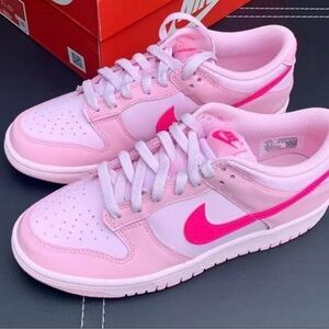 Nike Pink Dunk Low Sneakers Classic Design